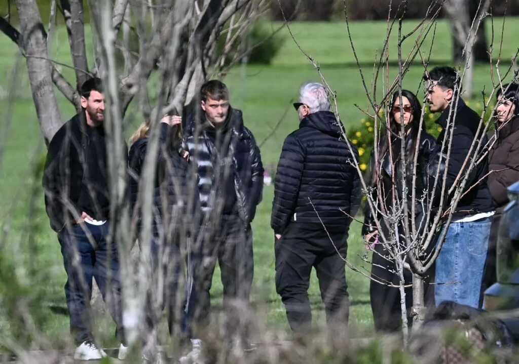 Rosario cerró El Prado para la despedida íntima de Jorge Messi