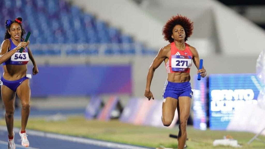 Dominicana cierra con oro femenino en el 4x400 y plata masculina en Santo Domingo 2026