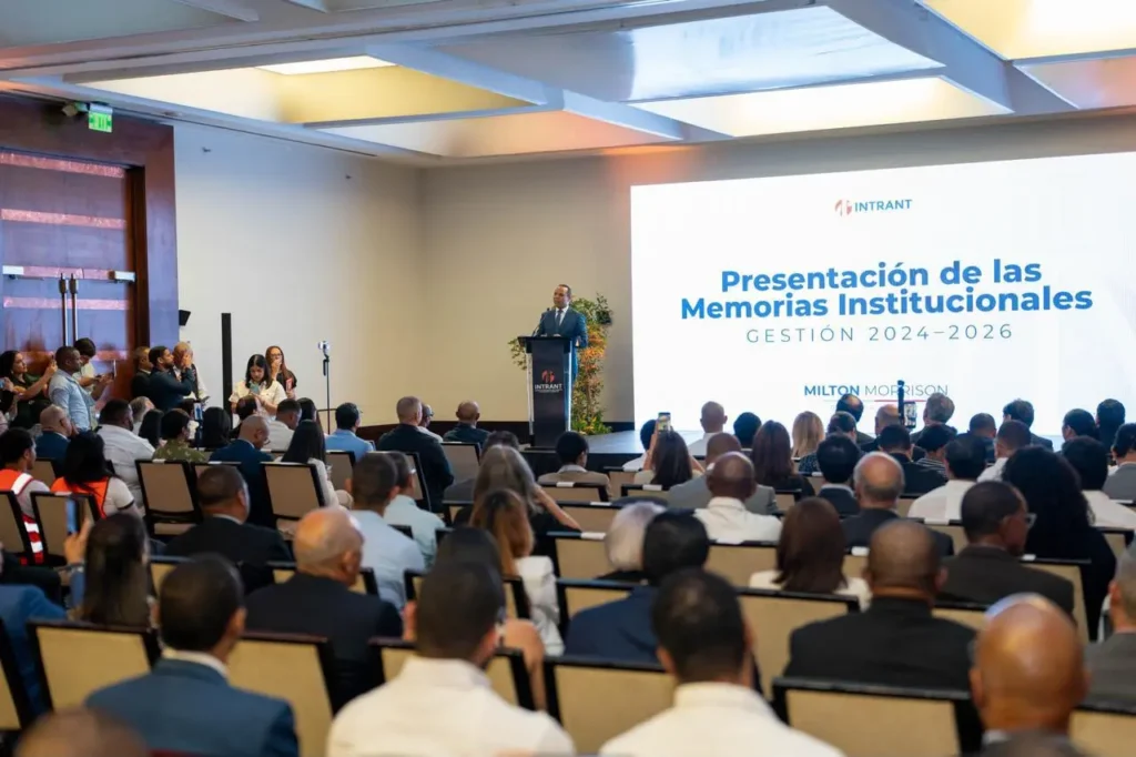 Intrant presenta avances en licencias, semáforos y seguridad vial bajo presión por resultados medibles