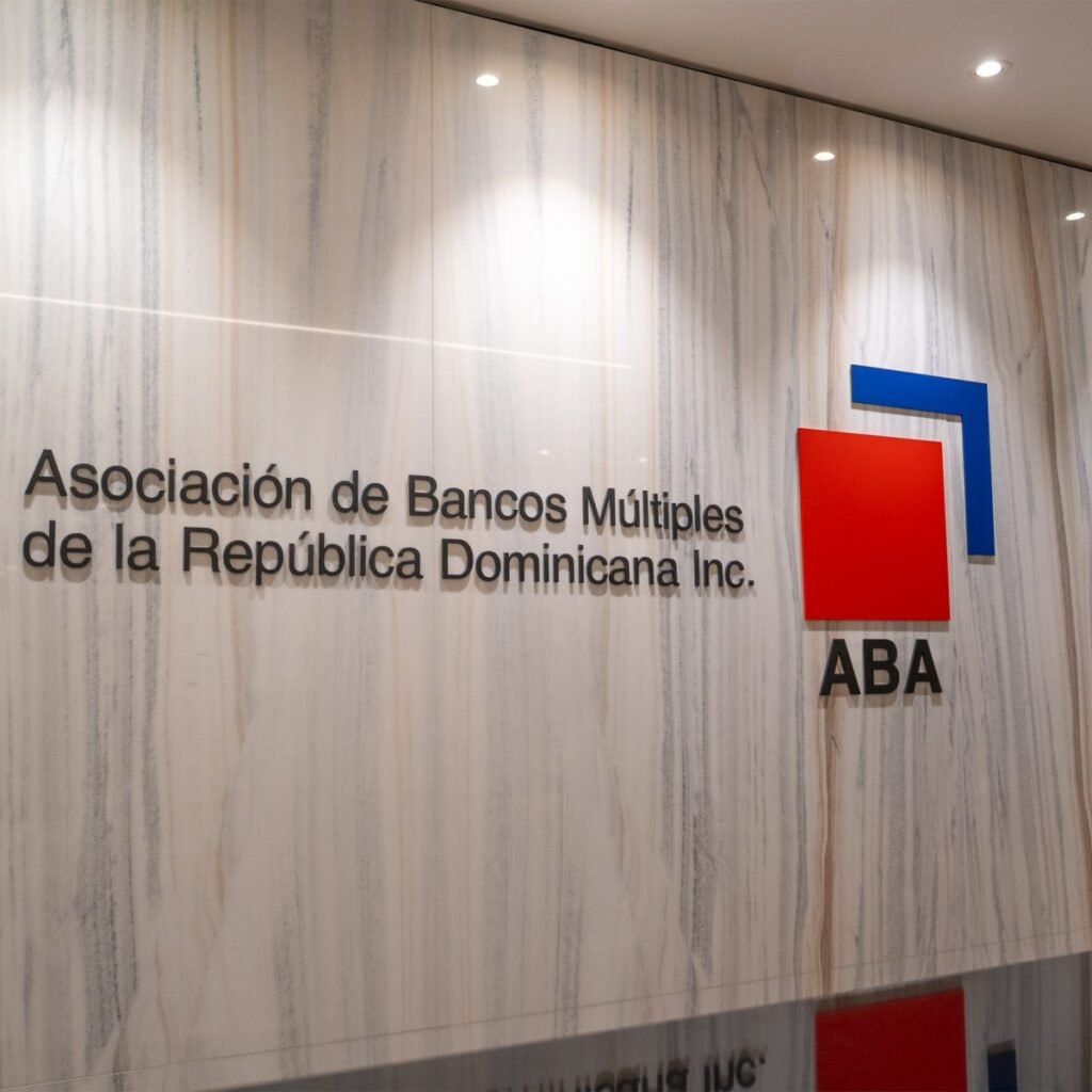 La ABA respalda la ratificación de Valdez Albizu y De la Rocha, y la discusión se traslada al impacto real de la política monetaria
