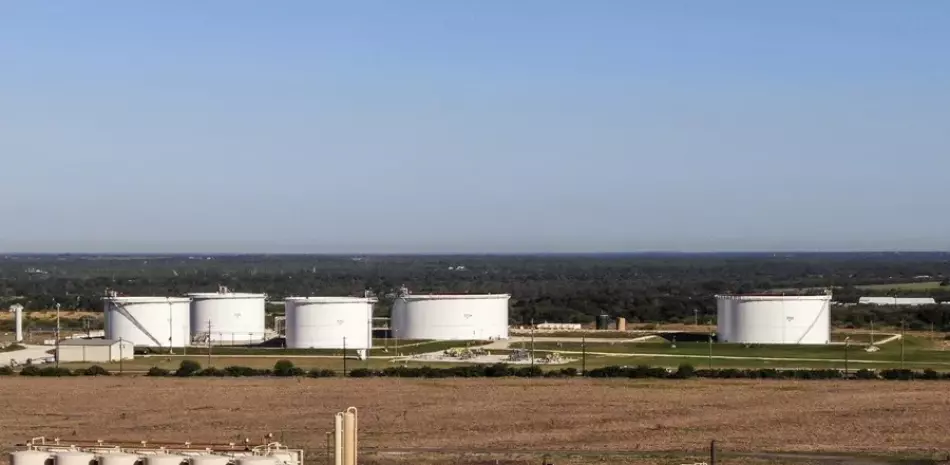 El WTI avanza mientras sigue sin despejarse la reapertura de Ormuz