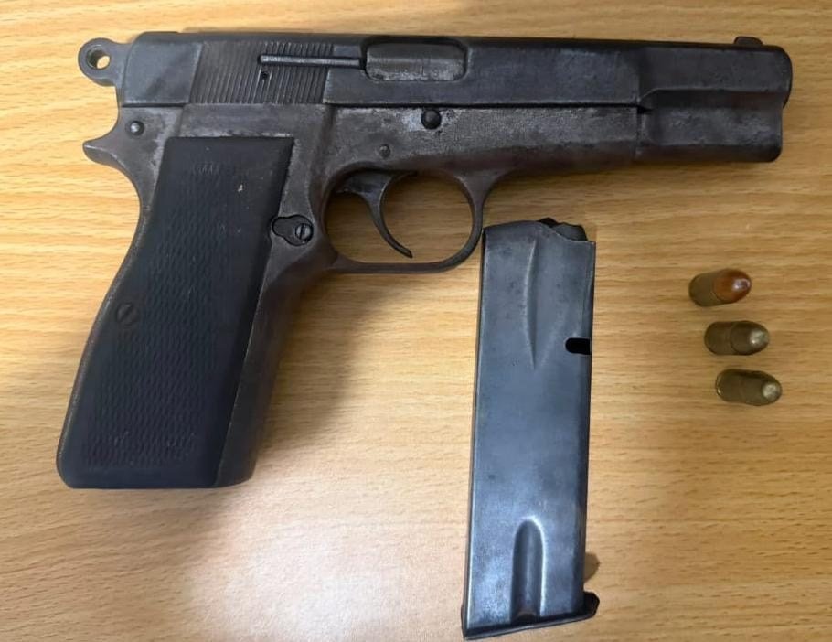 Recuperan pistola robada en Barahona tras arresto de joven y queda abierta la presión por resultados sostenidos en seguridad