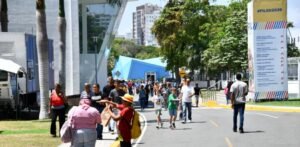 La Feria del Libro abre con gran asistencia, Panamá de invitado y un homenaje a José Mármol