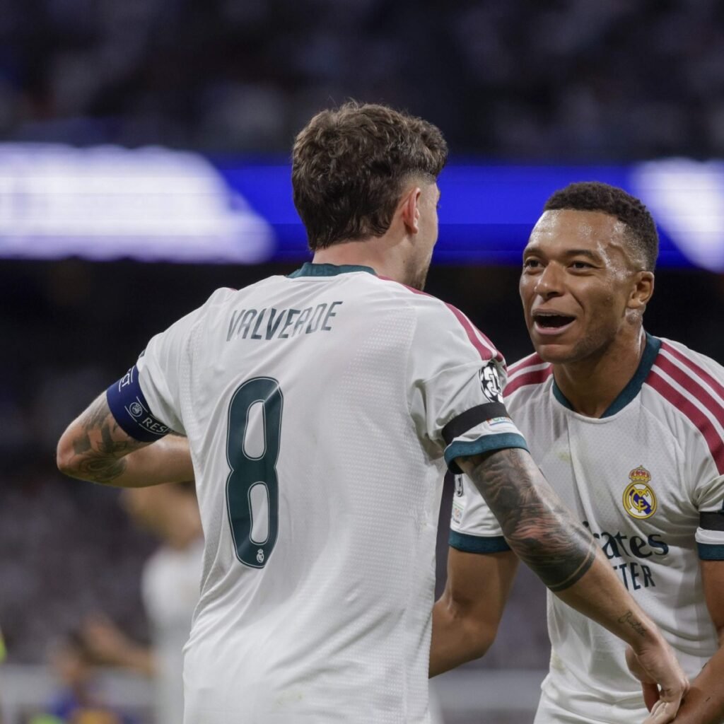 El Real Madrid vence al Inter y el Bernabéu acaba señalando más al juego que al marcador
