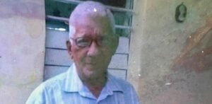 Incendio en vivienda de Espaillat deja muerto a oficial retirado y alerta por fallas eléctricas previas
