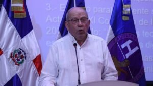 UASD acoge advertencia sobre IA, algoritmos y neurotecnologías