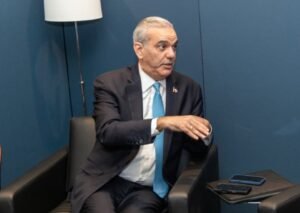 Abinader admite que seguirán los aranceles de EE. UU. mientras RD aún negocia el respeto al DR-Cafta