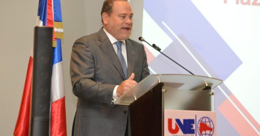 UNE pide revisar retenciones y anticipos ante la DGII y alivios para empresas cumplidoras